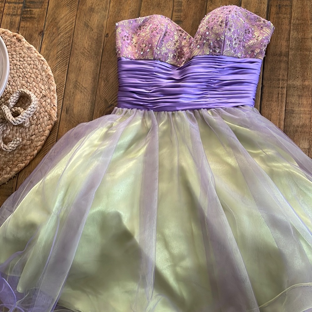Women’s/Teen Prom or Homecoming Dress. Size 2